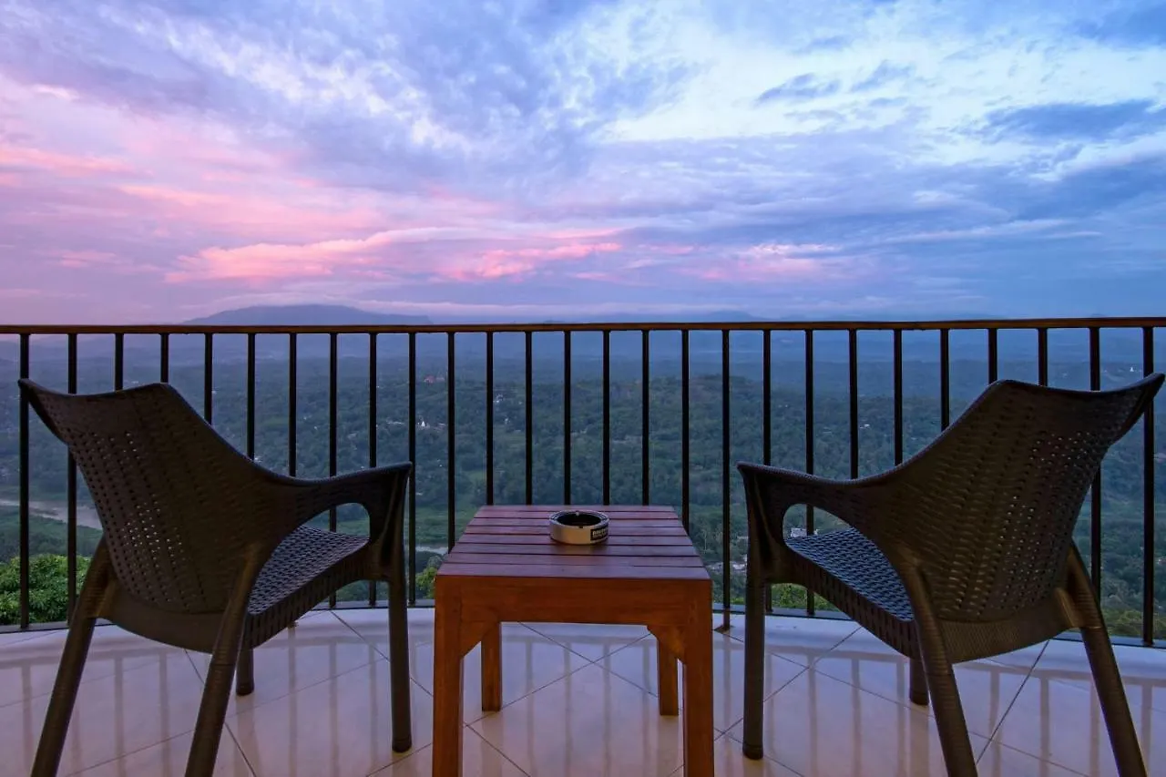 Ceyloni Panorama Resort Канди